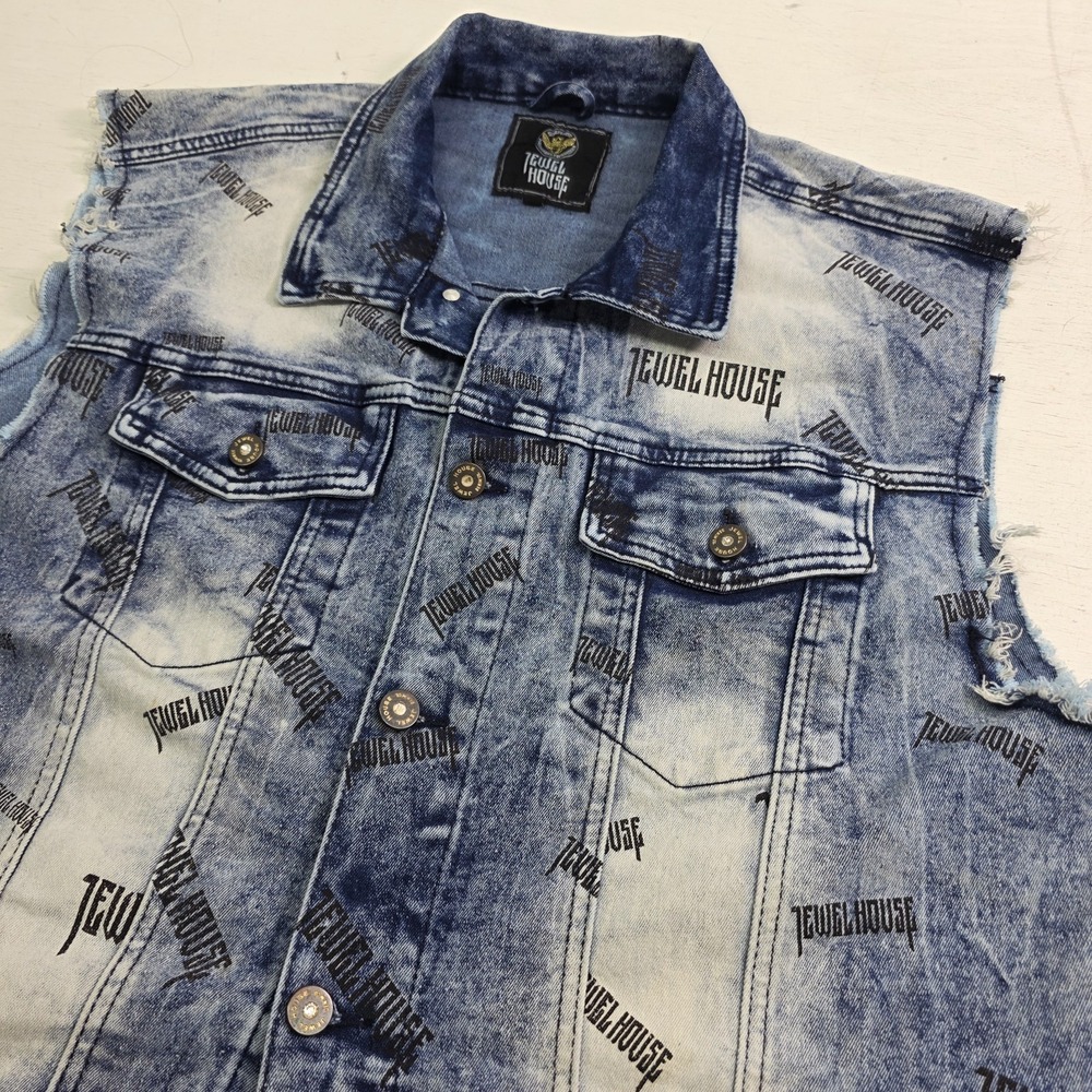 Jewel House AOP Logo Jean Jacket Distressed Wash Denim Button Vest Men's XL - Picture 3 of 10
